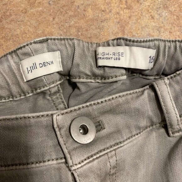 J Jill Capris Sage Green Color.  Womens Size 16 Strech Waist - Picture 8 of 9